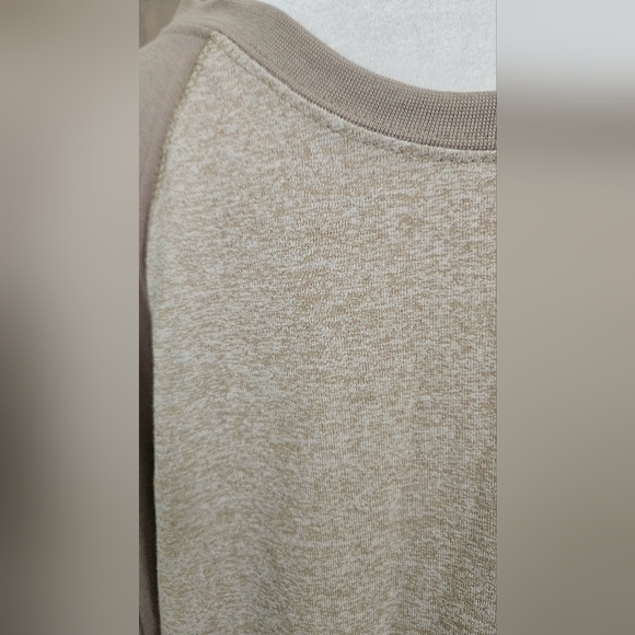 DIKOTOMY Contrast jersey longsleeve raglan crew neck tee. Taupe/tan. Size XL NWT - Picture 5 of 10